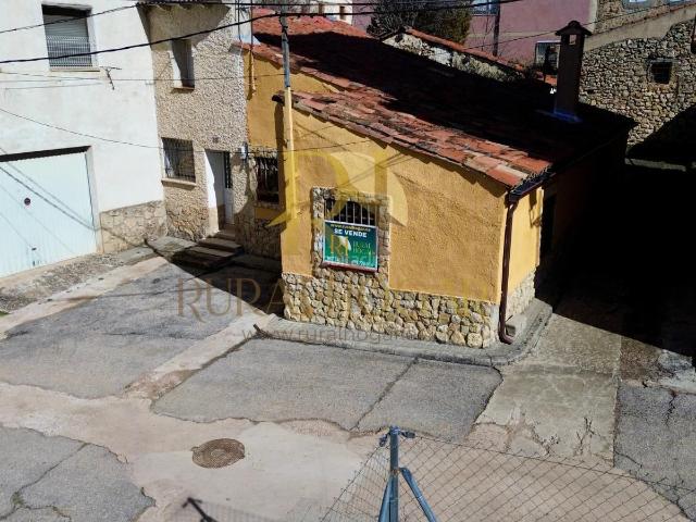 Casa en venta en Peralejos De Las Truchas, Castilla-La Mancha