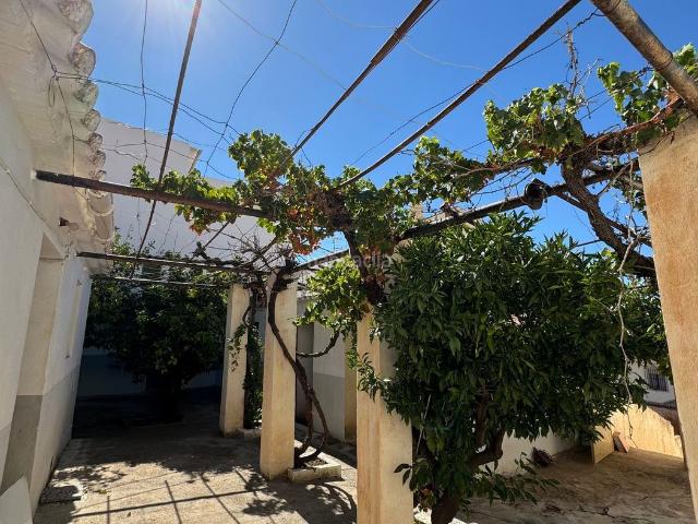 Casa en venta en La Axarquía, Andalucía