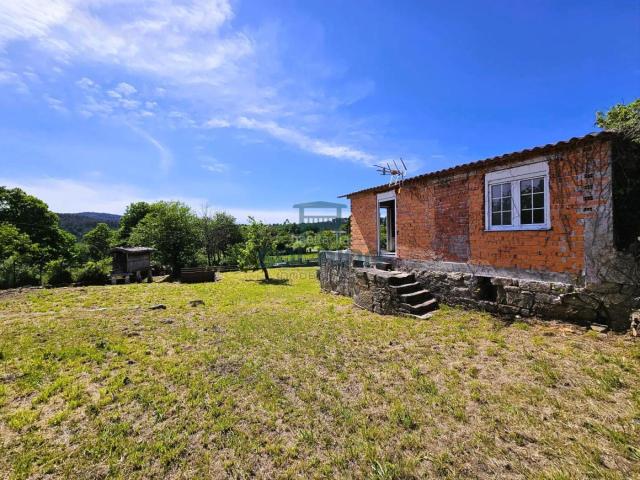 Casa en venta en A Peroxa, Ourense