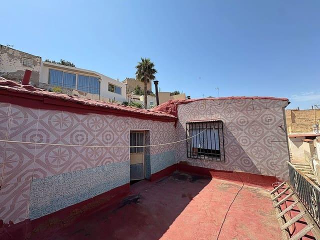 Casa en venta en les Vinyes, Petrer