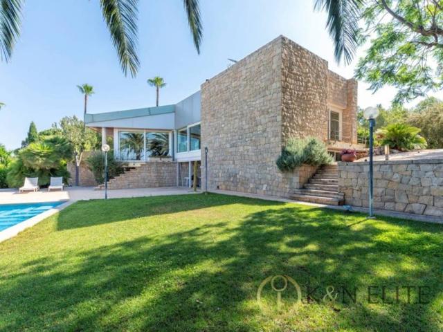 Casa en venta en el Vinalopó Mitjà / El Vinalopó Medio, Valencia