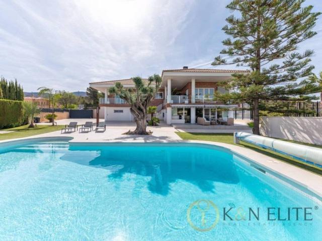 Casa en venta en el Vinalopó Mitjà / El Vinalopó Medio, Valencia