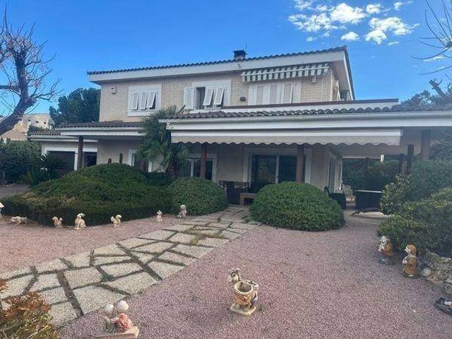 Casa en venta en Petrer, Alicante