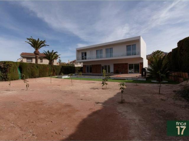 Casa en venta en el Vinalopó Mitjà / El Vinalopó Medio, Valencia