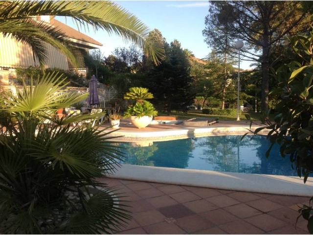 Casa en venta en Urbanització Lloma Badá, el Vinalopó Mitjà / El Vinalopó Medio