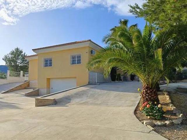 Casa en venta en el Vinalopó Mitjà / El Vinalopó Medio, Valencia