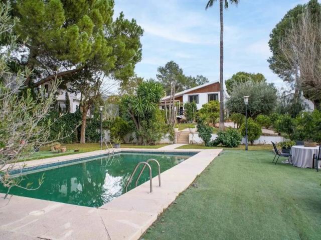 Casa en venta en Petrer, Alacant / Alicante