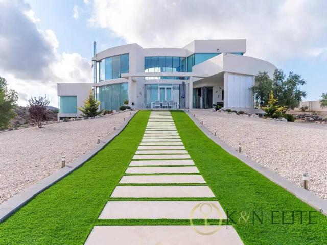 Casa en venta en el Vinalopó Mitjà / El Vinalopó Medio, Valencia