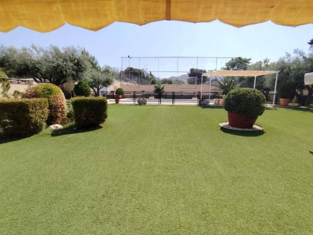 Casa en venta en Petrer, Alicante