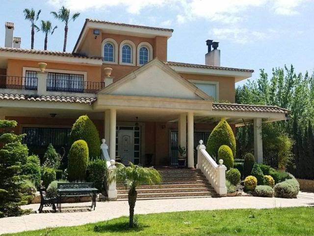 Casa en venta en el Vinalopó Mitjà / El Vinalopó Medio, Valencia