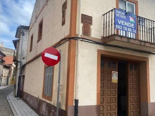 Casa en venta en Peñafiel, Castilla y León