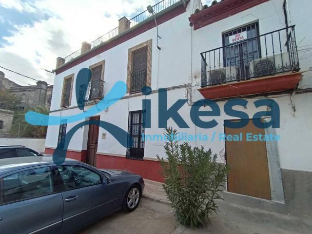 Casa en venta en Peñaflor, Andalucía