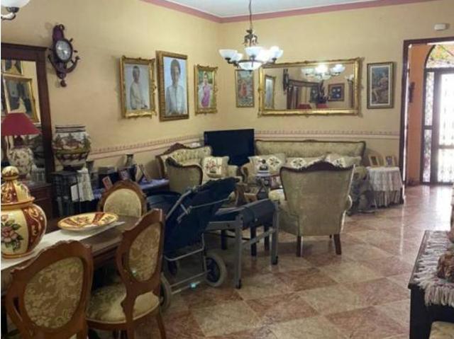 Casa en venta en Peñaflor, Andalucía