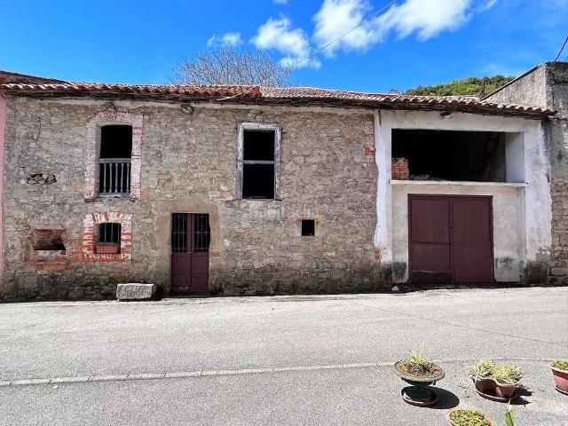 Casa en venta en Peñamellera Alta, Asturias