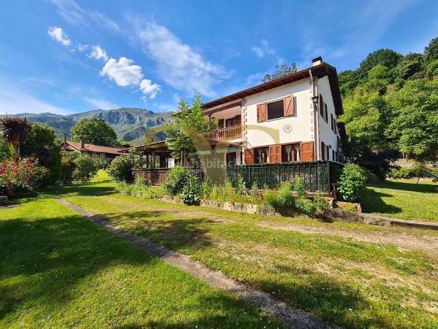 Casa en venta en Peñamellera Alta, Asturias