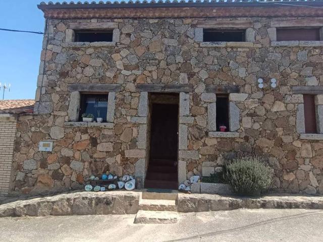 Casa en venta en Piedrahíta, Casas de Sebastián Pérez