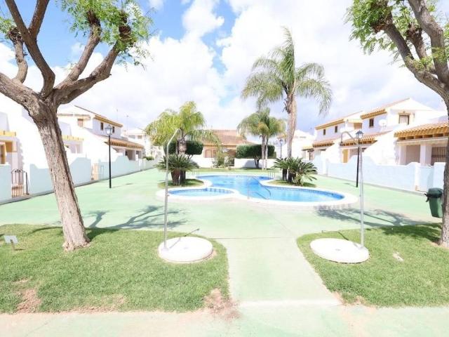 Casa en venta en Pinar de Campoverde, el Baix Segura / La Vega Baja