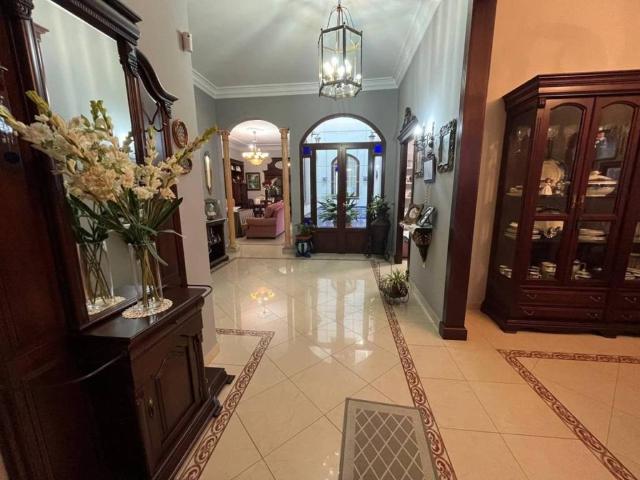 Casa en venta en Pilas, Andalucía