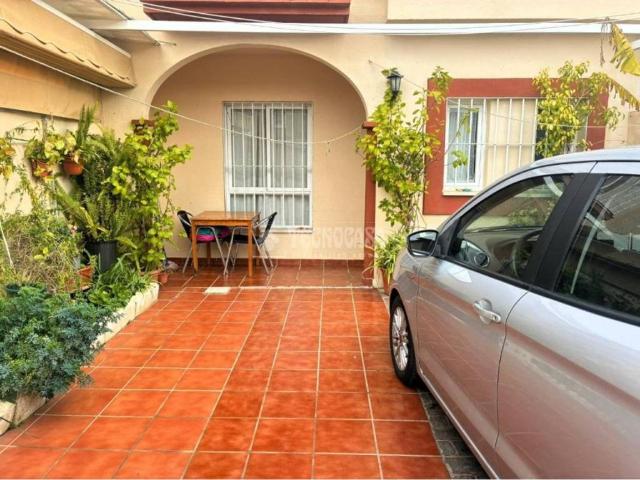 Casa en venta en Pilas, Andalucía
