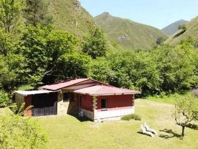 Casa en venta en Piloña, Asturias