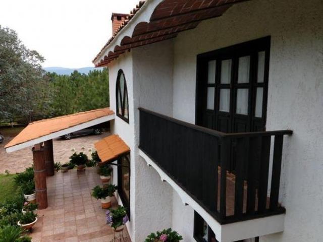 CASA EN VENTA EN PINARES DE TAPALPA