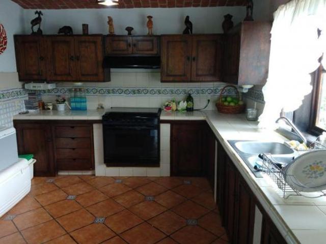 CASA EN VENTA EN PINARES DE TAPALPA