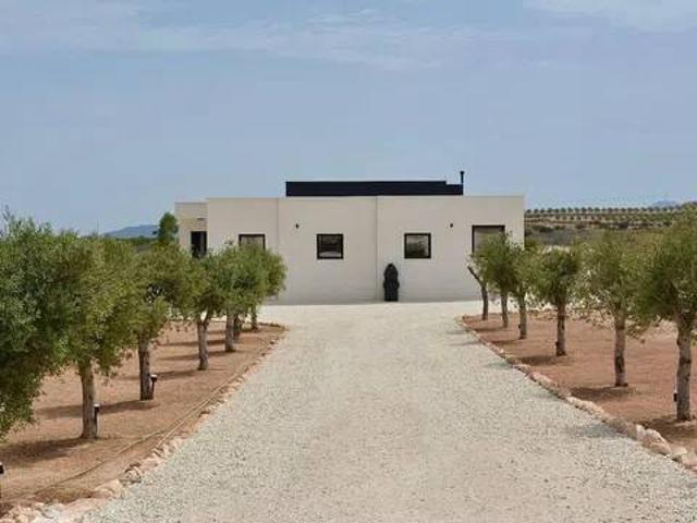 Casa en venta en El Rodriguillo, el Vinalopó Mitjà / El Vinalopó Medio