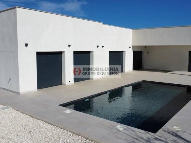 Casa en venta en el Vinalopó Mitjà / El Vinalopó Medio, Valencia