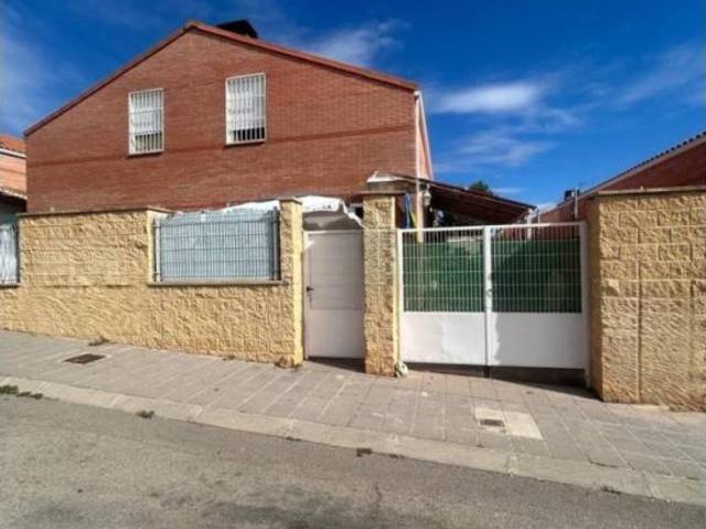 Casa en venta en Pioz, Guadalajara