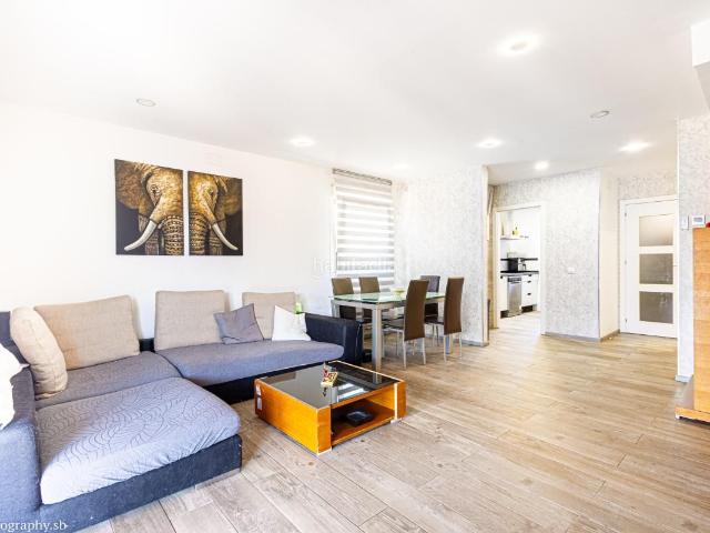 Casa en venta en Madrebuena, Pioz