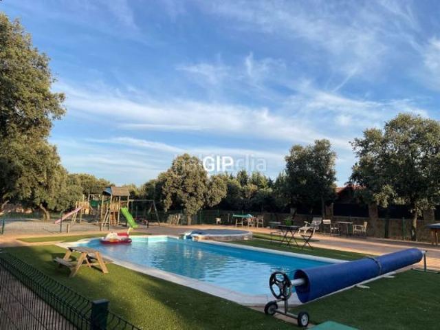 Casa en venta en Madrebuena, Pioz