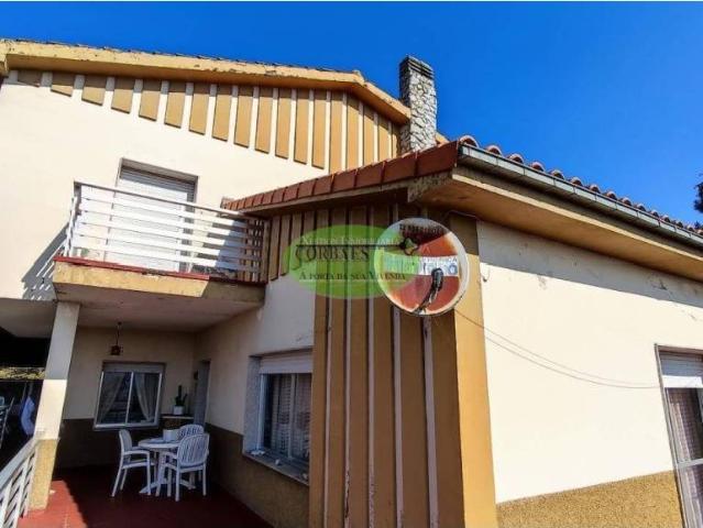 Casa en venta en O Carballiño, Galicia