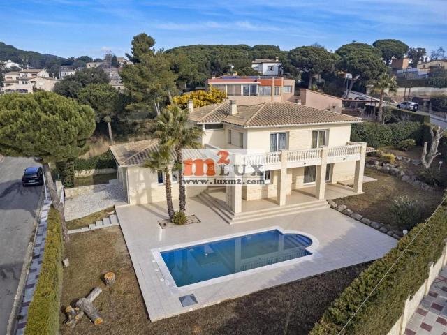 Casa en venta en Castell-platja D'aro