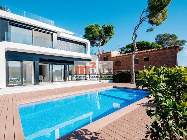 Casa en venta en Castell-platja D'aro