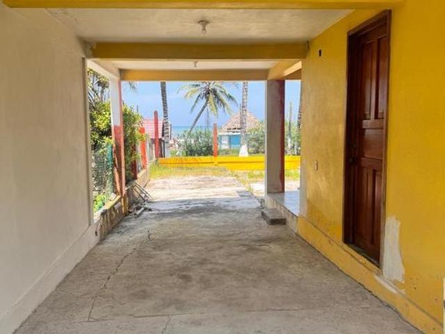 CASA EN VENTA EN PLAYA BARRA DE CAZONES, POZA RICA, VERACRUZ