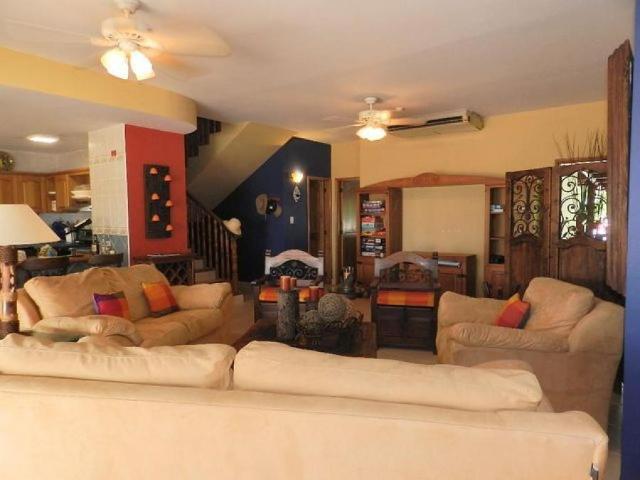 Casa en Venta en PLAYA BLANCA Panamá 429 m2. 4 hab