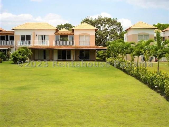 Casa en Venta en PLAYA BLANCA Panamá 431 m2. 4 hab