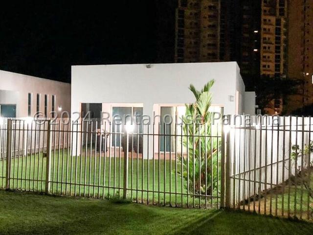 Casa en Venta en Playa Blanca, Rio Hato