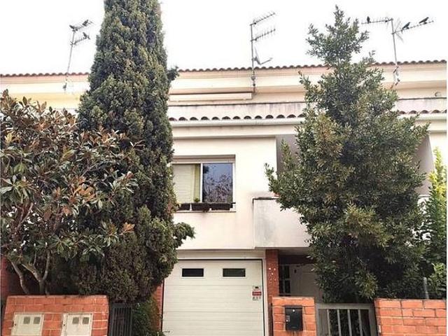 Casa en venta en La Granada, Barcelona