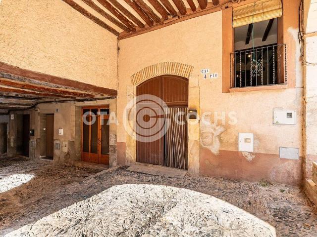 Casa en venta en Priorat, Catalunya
