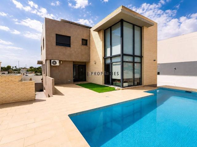 Casa en venta en el Camp de Túria, Valencia