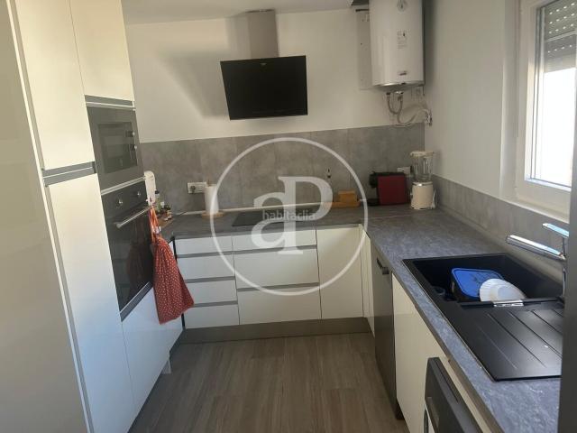 Casa en venta en la Pobla de Vallbona, València / Valencia