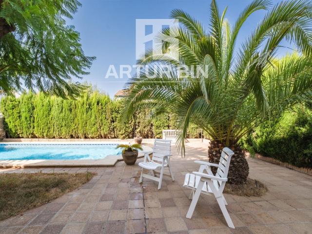 Casa en venta en el Camp de Túria, Valencia