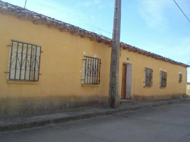 Casa en venta en Población De Arroyo, Castilla y León