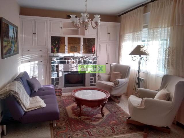 Casa en venta en O Esperón, Poio