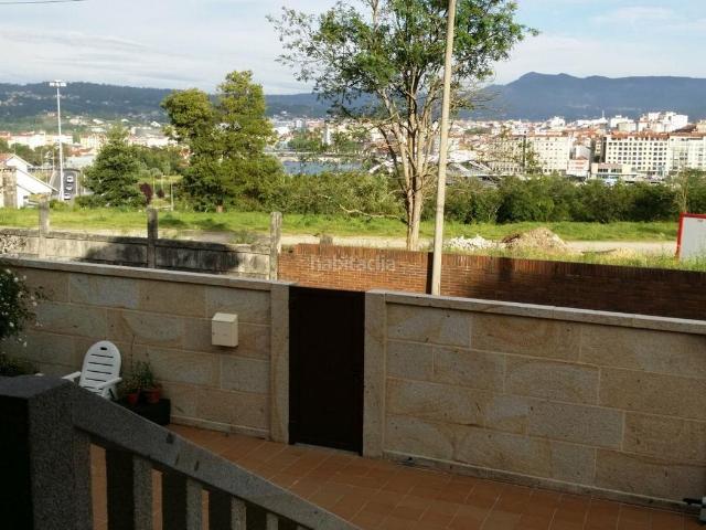 Casa en venta en O Esperón, Poio
