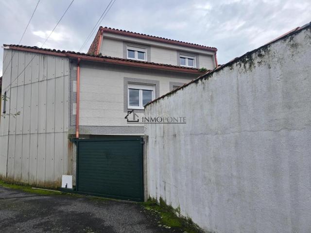 Casa en venta en O Esperón, Poio