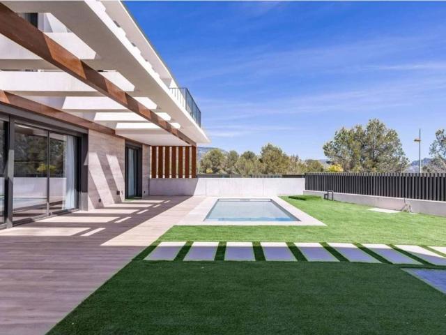 Casa en venta en la Marina Baixa, Valencia