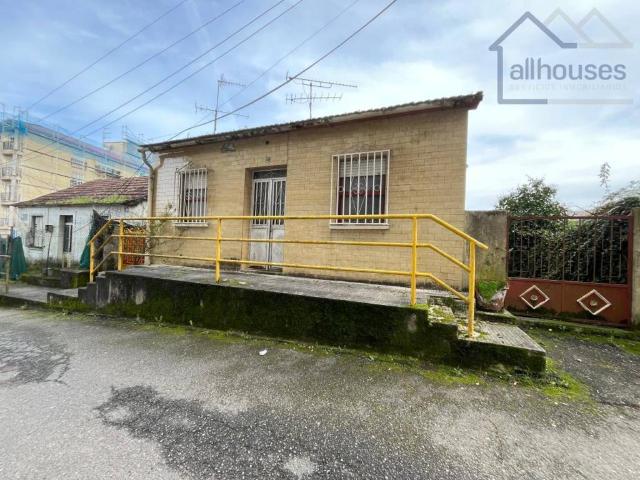Casa en venta en O Condado, Galicia