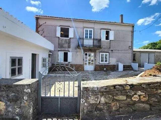 Casa en venta en Tella, Bergantiños